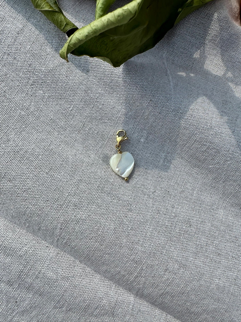 Charm coeur nacre