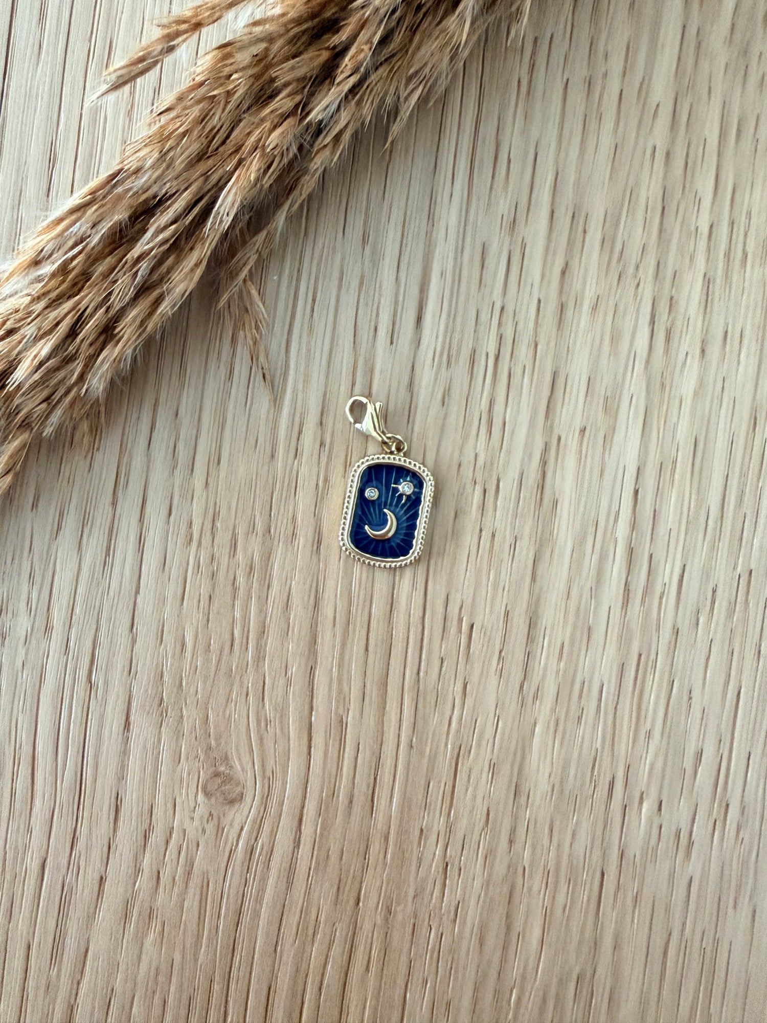 Charm talisman